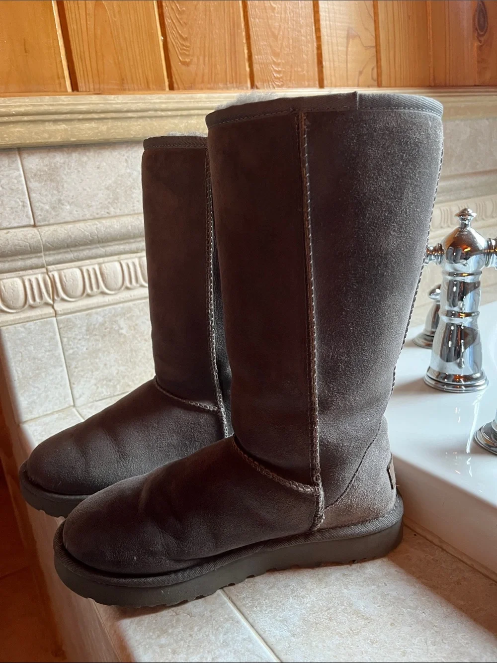 UGG Classic Tall Suede Winter Boots in GREY